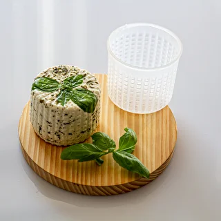 Apaļa siera forma Ø 8,4 x 7,4 cm, paredzēta 250 g – photo 2