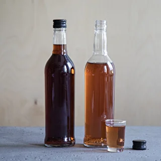 Pudele 500 ml Slaida, ar melnu skrūvējamu vāciņu, degvīnam, 6 gab. – photo 9