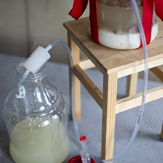 Demižons vīnam, viegls, nesaplīstošs, ar nesšanas siksnām, 10 l – photo 12