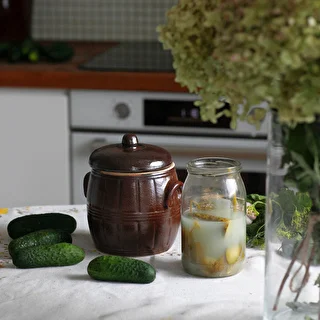 Akmensmasas muciņa 4,5 l ar vāku – photo 2