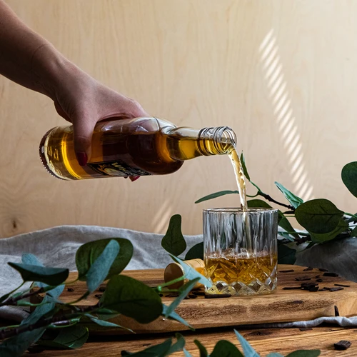 500 ml pudele ar skrūvējamu vāciņu un divkrāsu apdruku Whisky - 4 gab. - 10