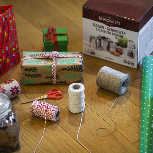 Balts kokvilnas miesnieka diegs (240°C) 55 m - 10