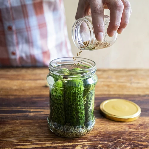 Burka fisz, rievota, 500 ml - ar zelta skrūvējamo vāciņu fi 82/6, 6 gab. - 6