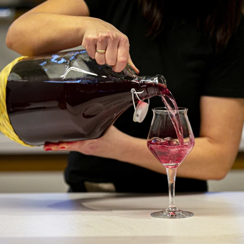 Demižons  Dama 5L ar pītu apvalku - 3