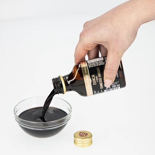 Esence ar Tenesī viskija garšu uz 10 L - 100 ml - 4