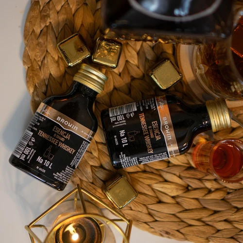 Esence ar Tenesī viskija garšu uz 10 L - 100 ml - 9