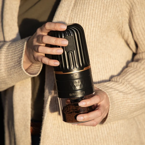 Kafijas dzirnaviņas - elektriskās, ar dzirnakmeņiem - 17