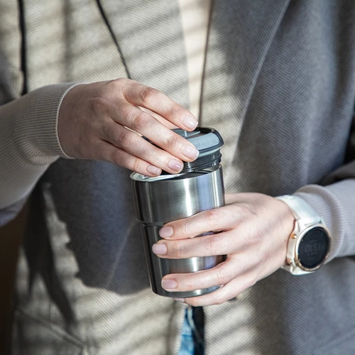 Kafijas dzirnaviņas - elektriskas, dzirnakmeņu tipa, ar kafijas pagatavotāju un krūzi - 18