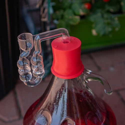 Kapuces korķis damižoniem un baloniem – ø 45 mm - 4