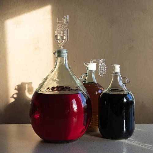 Korķis damadžānai fi 26/28 mm ar noslēgumu - 8