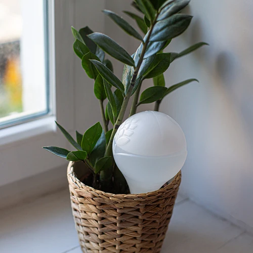 Laistīšanas bumba augiem, balta matēta ar keramikas kājiņu, 400 ml - 11