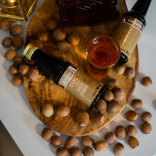 Lazdu riekstu garšas esence uz 4 L - 40 ml - 11