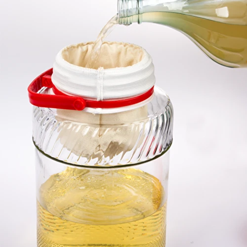 Maiss uzlējumu filtrēšanai