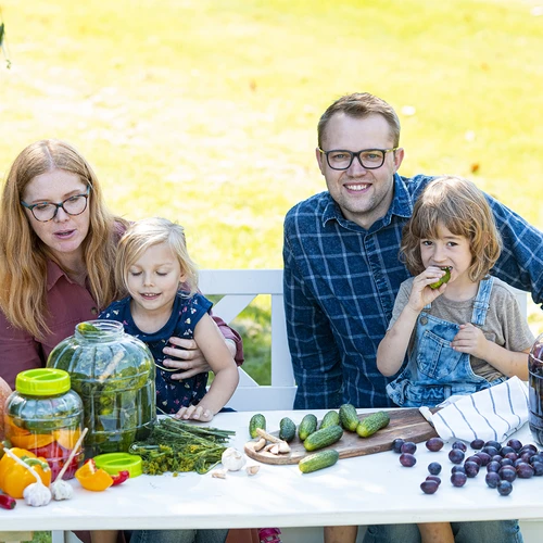 Neplīstoša, daudzfunkcionāla burka skābēšanai + knaibles, 5 L - 7