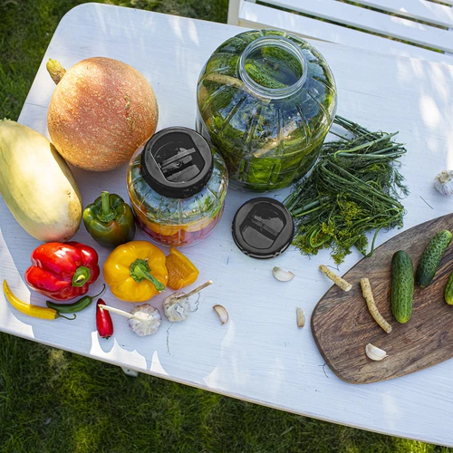 Nesaplīstoša, daudzfunkcionāla burka ar melnu skrūvējamo vāciņu, 5 l - 6