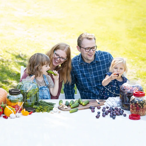 Nesaplīstoša, daudzfunkcionāla burka ar melnu skrūvējamu vāciņu, 8 l - 6