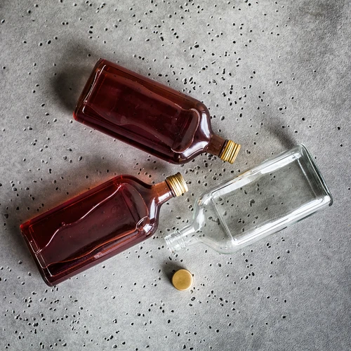 Plakanā pudele 500 ml ar skrūvējamu vāciņu, 6 gab. - 13