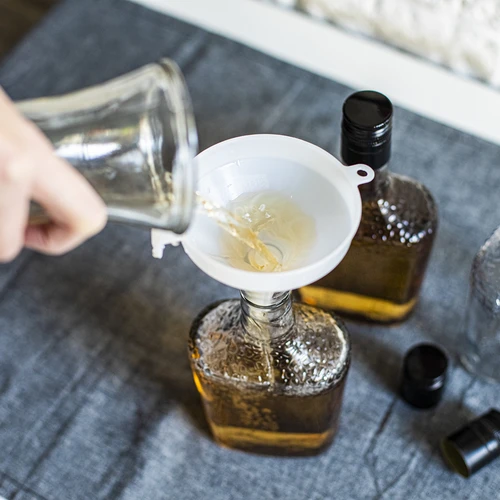 Plastmasas piltuve Ø 10 cm - 4