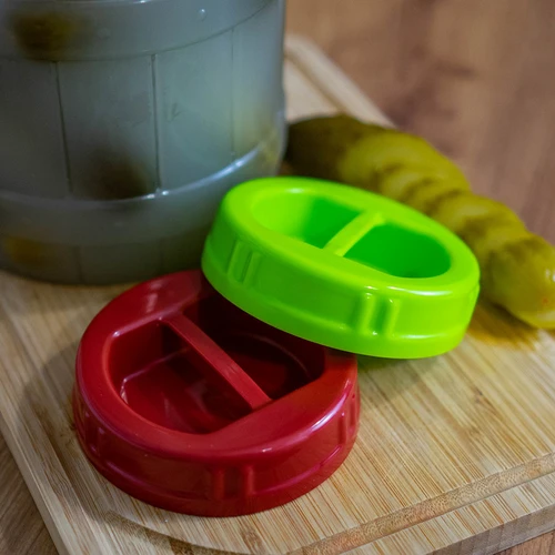 Plastmasas skrūvējamais vāciņš fi100 TO - 6