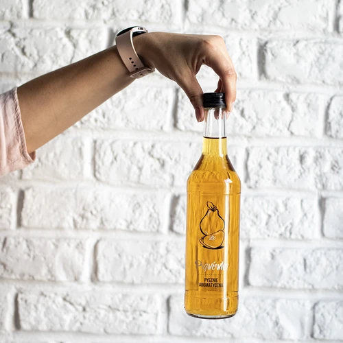 Pudele 0,5 L ar skrūvējamu vāciņu un apdruku Pigwówka - 4 gab. - 8