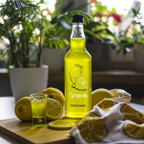 Pudele 500 ml ar skrūvējamu vāciņu un apdruku „Citronu liķieris”, 4 gab. - 7