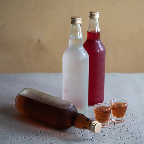 Pudele „Monopol” 700 ml ar skrūvējamu korķi - 4 gab. - 8