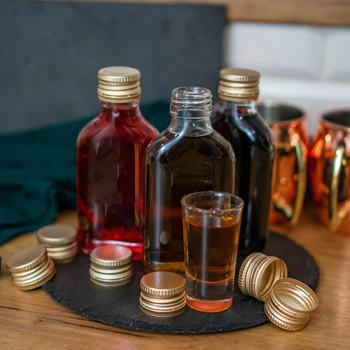 Pudele uzlējumiem (piersiówka) 100 ml + skrūvējamais vāciņš, 8 gab. - 4