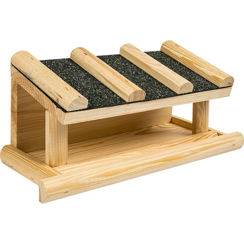 Putnu barotava ar vienslīpu jumtu