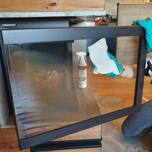 Šķidrums kūpinātavu, cepeškrāšņu, grilu, plīšu un kurtuvju tīrīšanai - 9