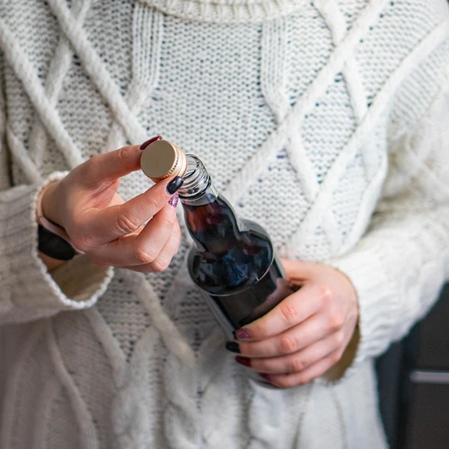 Skrūvkorķis pudelēm fi 28/18 - zelta krāsas - 8 gab. - 7