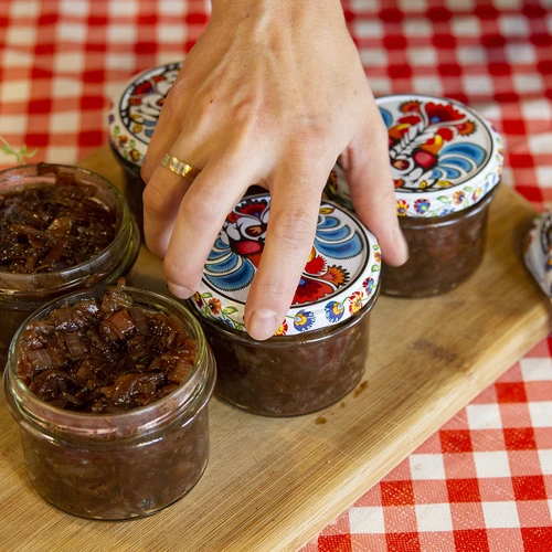 Stikla burka TO 235 ml ar krāsainu vāciņu fi82 - 6 gab. - 13