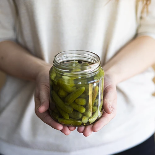 Twist-off burka, grubasek 580 ml ar bordo vāciņu fi82/6, 6 gab. - 6