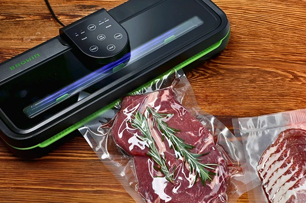 SVAIGUMS UN GARŠA ILGĀK