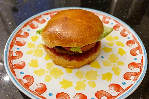 Mūsu klientu receptes: Maizītes burgeriem