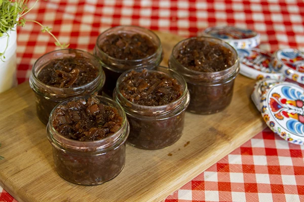 Sarkano sīpolu ievārījums