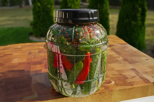 Skābētie gurķi ar čili