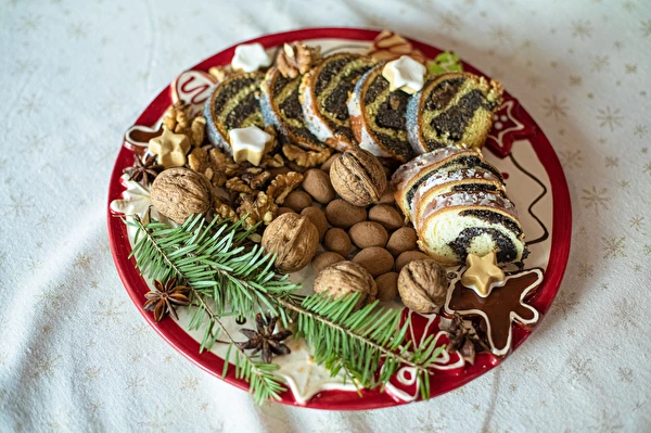 Svētku magoņu rulete, kas vienmēr izdodas!