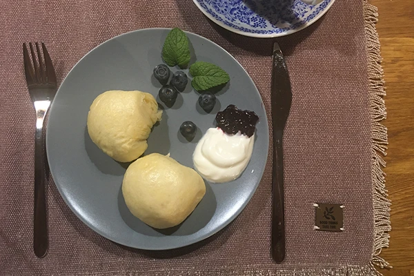 Tvaicētas klimpas ar amerikāņu mellenēm