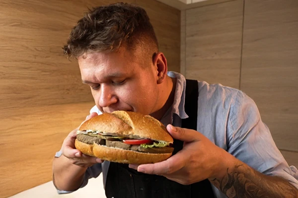 Vegāniska pastēte no turku zirņiem un kaltētām sēnēm - vienkārša recepte šķiņķa gatavotājā