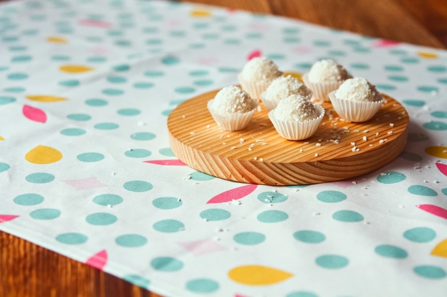 Bezglutēna veselīgas bumbiņas no prosa putraimiem