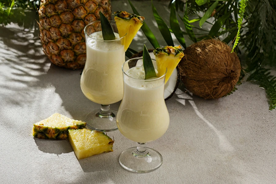 Browin Przepiśnik - Piña Colada - klasisks tropu kokteilis